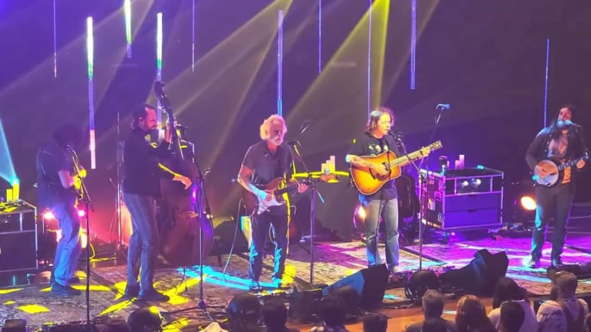 Billy Strings w/ Bob Weir "Brokedown Palace" Ryman Nashville TN 05/07/2022 #billystrings #bobweir