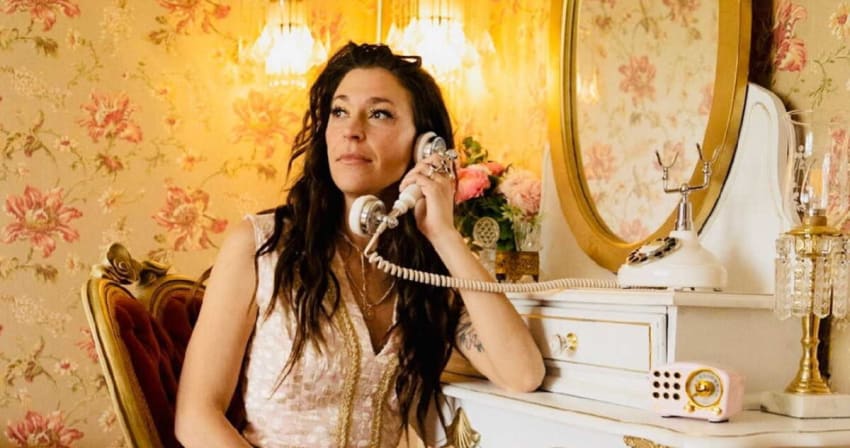 Lindsay Lou Press June 2022