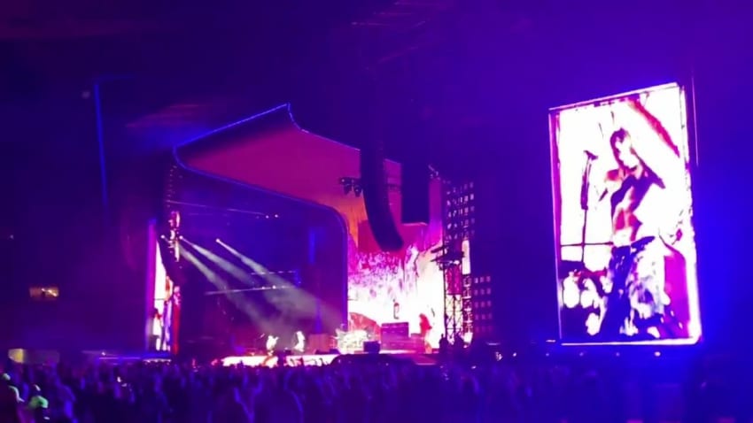 Red Hot Chili Peppers - By the way. Sevilla 04/06/22