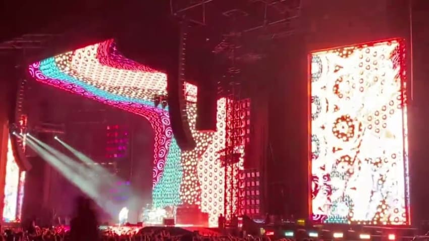 Red Hot Chili Peppers - Give it away - Sevilla 04/06/22
