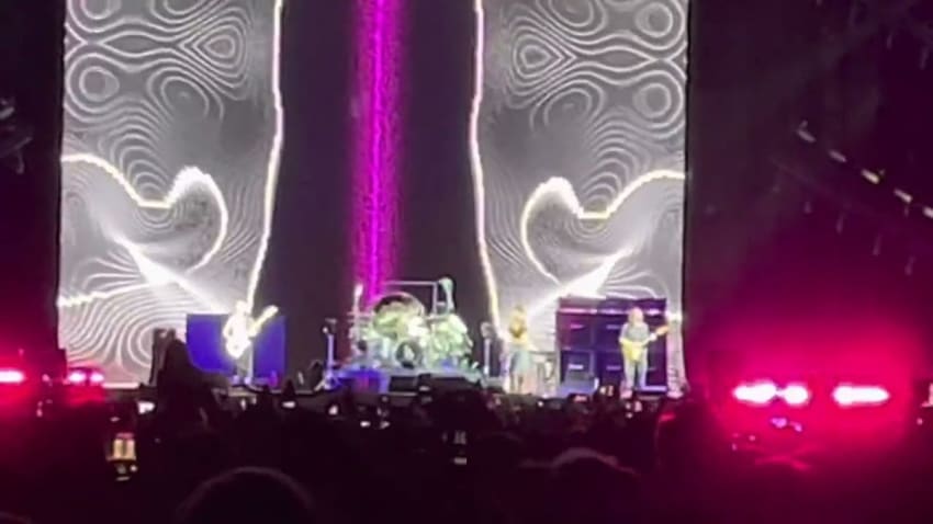 RHCP - 2022 World Tour Sevilla - Scar Tissue