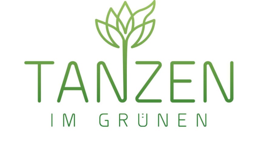 Tanzen im Grünen