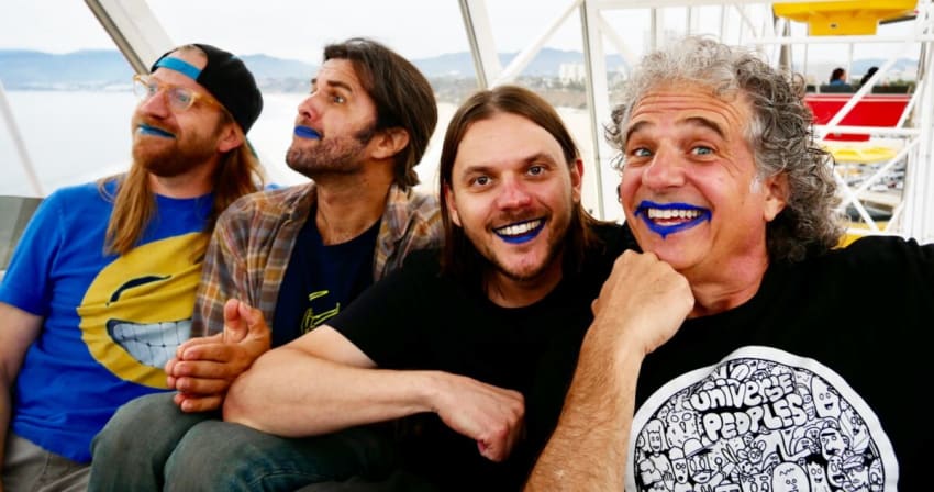 Universe Peoples Indigo Smiles press photo