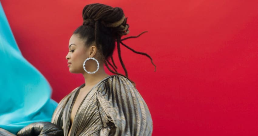 Valerie June press June 2022