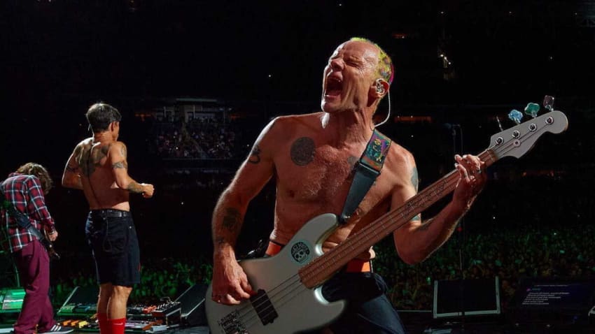 Red Hot Chili Peppers Dust Off 'She's Only 18' At Levi's Stadium