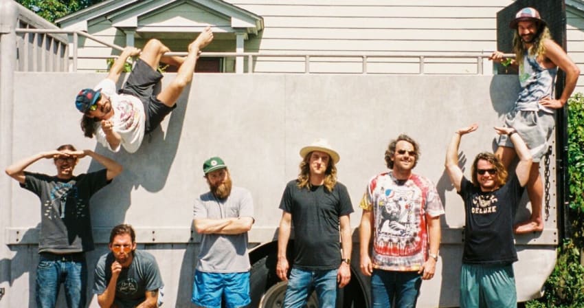 Futurebirds Carl Broemel Bloomin Too press July 2022