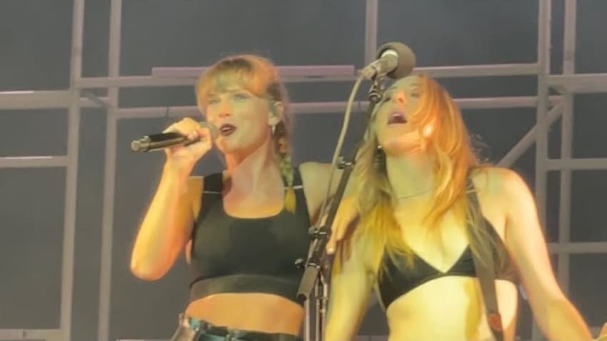 Taylor Swift x HAIM Gasoline (ft. Taylor Swift) London Live O2 21/07/2022 (Love story remix)