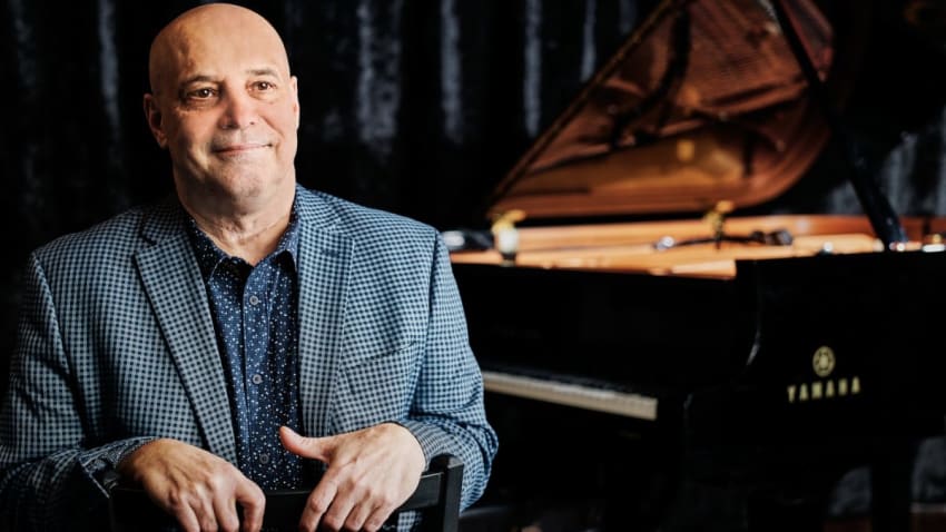 Larry Fuller