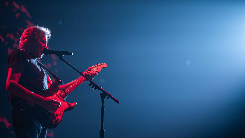 Roger Waters Re-Recorded ‘Dark Side Of The Moon’ Without Other Pink Floyd Members