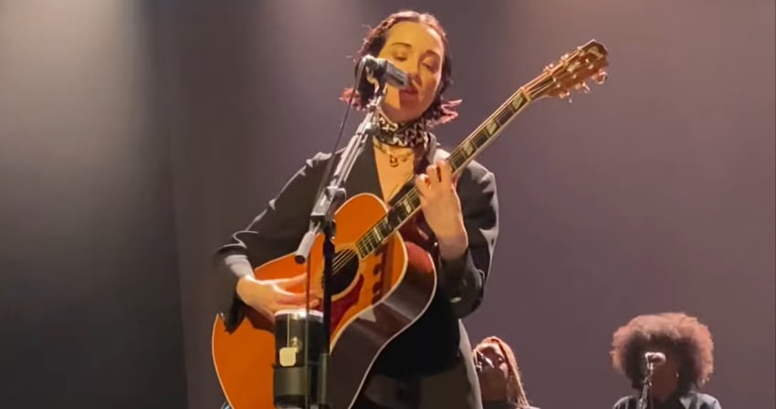St Vincent Unplugged Acoustic