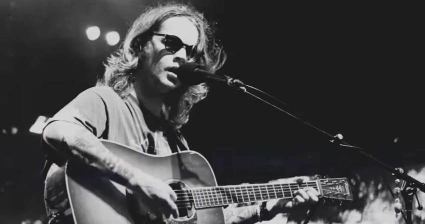 Billy Strings Willie Nelson Cover On The Road Again Video