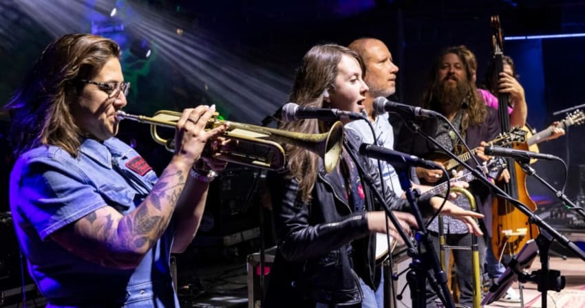 Greensky Bluegrass Red Rocks 2022 N1