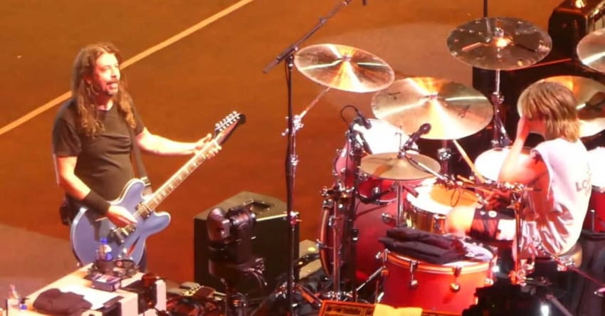 Taylor Hawkins Tribute Los Angeles Foo Fighters Setlist Videos