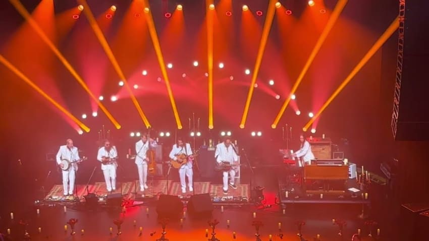 Feel Like A Stranger Greensky Bluegrass w/Holly Bowling 10/29/22