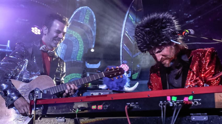 Feel The Love: ALO Reveals Tour d’Amour XVI Dates