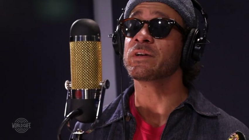 Amos Lee - "My Ideal" (Recorded Live for World Cafe)