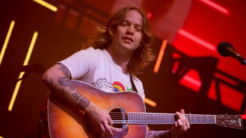 Billy Strings Confirms 18-Date Summer Tour 2023