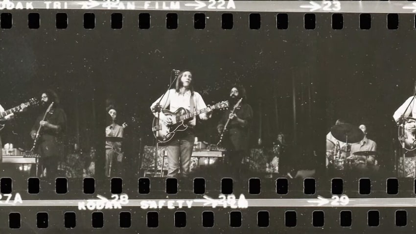Getting Wild At Armadillo World Headquarters: Jerry Garcia, Doug Sahm, Leon Russell & Others Perform On Thanksgiving 1972