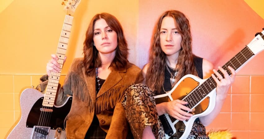 Larkin Poe press November 2022