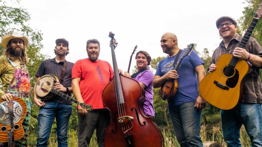 Keller Williams Details New 2024 Tour Dates Including Shows With The HillBenders