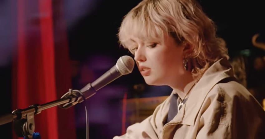 violet grohl at seventeen