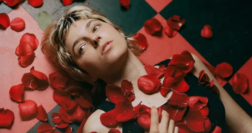 Caroline Rose press Jan 2023