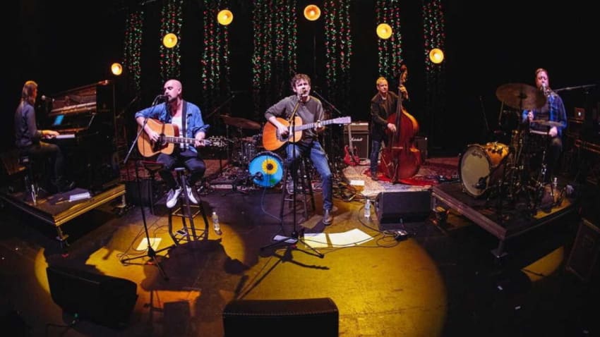 Joe Russo’s Almost Dead Receives A Star, Goes Acoustic & Offers Debuts At Capitol Theatre Finale