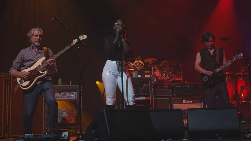 Watch The String Cheese Incident Featuring Kanika Moore Debut Compelling ‘Whipping Post’ Cover In Denver