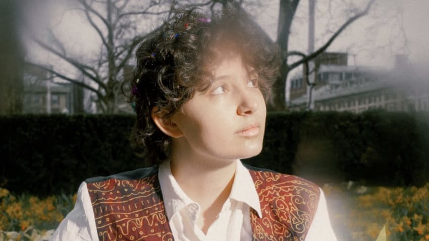 Gabrielle Zwi