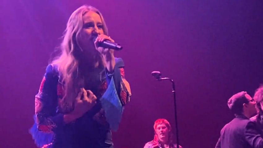 Watch Margo Price Take ‘Sweet Revenge’ With John Prine Cover In Chicago