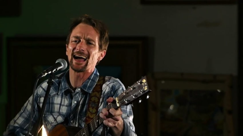 Live Music Video | Pete Jive sings "When I Get Low I Get High" by Marion Sunshine.