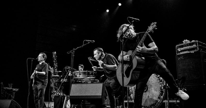 violent femmes live crop