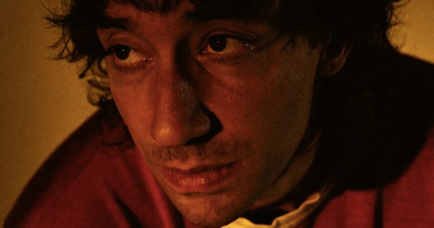 Albert Hammond Jr press April 2023