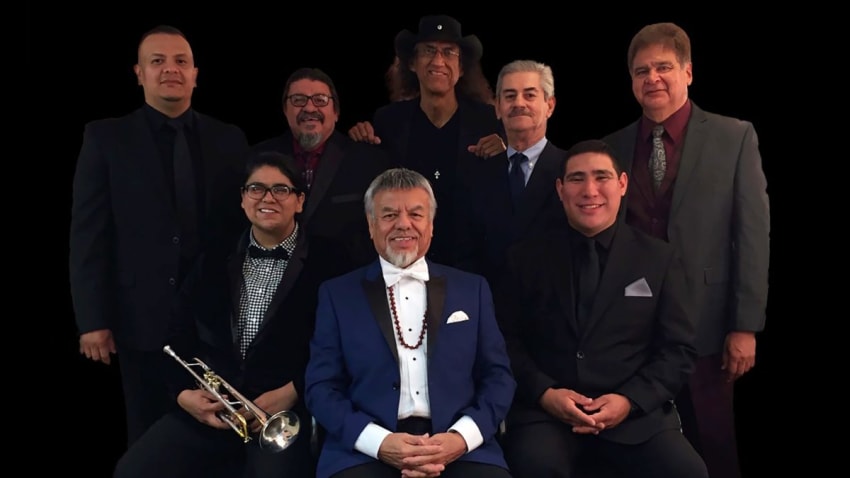 Little Joe Y La Familia