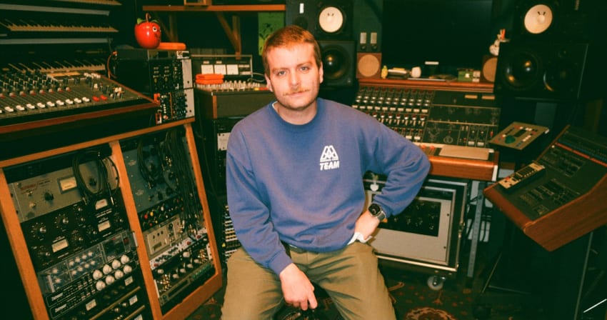 Mac-DeMarco-Kiera-McNally April 2023