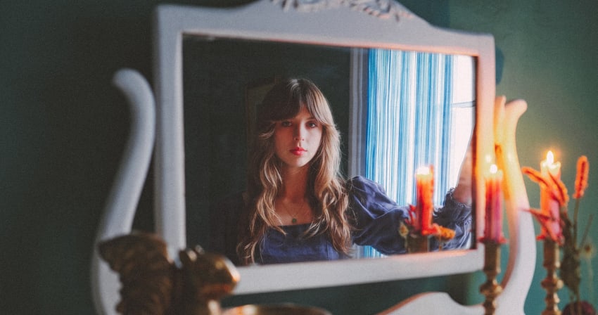 Mikaela Davis Single Cover Crop