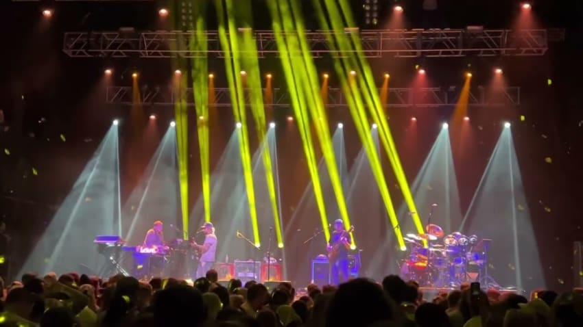 Twiddle   Beautiful ~ Every Last Leaf II  4/1/23  House of Blues Boston MA