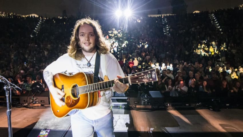 Watch Billy Strings Cover Townes Van Zandt’s ‘I’ll Be Here In the Morning’ In San Diego