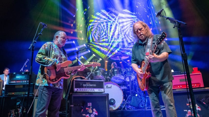 Gov’t Mule Welcomes George Porter Jr., Ivan Neville, Horns & More In New Orleans