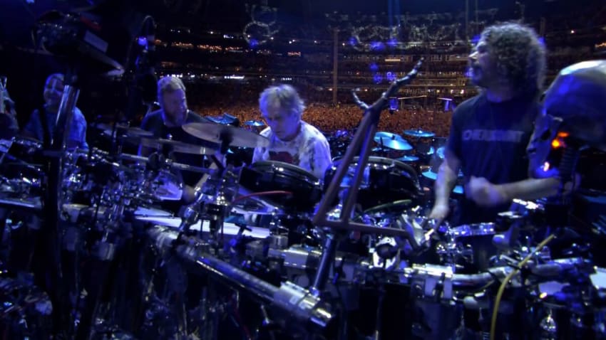 Just Like New York City: Dead & Company Welcomes Joe Russo During Stellar 2nd Set At Citi Field