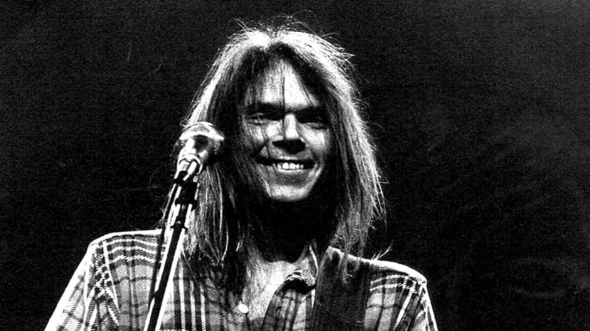 46 Years In The Making: Hear Neil Young’s ‘Sedan Delivery’ From Long Lost 1977 Album ‘Chrome Dreams’