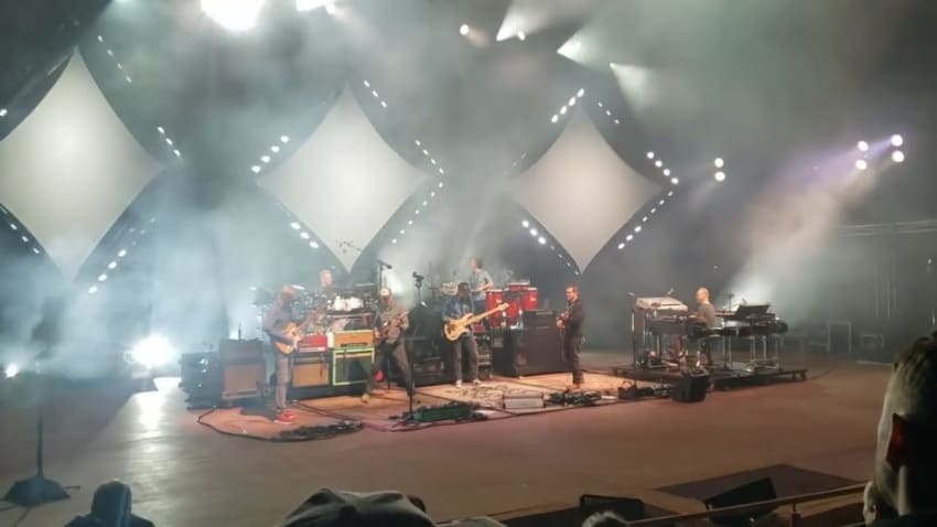 Umphrey's Mcgee w/Chuck Garvey - Glory