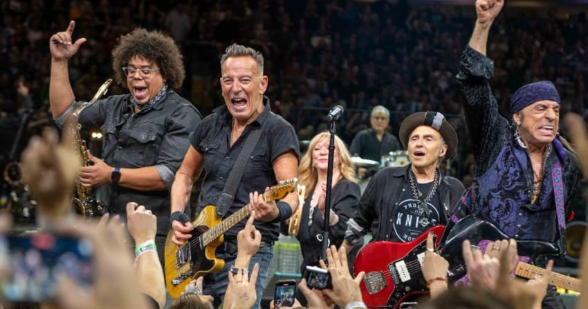 Bruce Springsteen E Street Band Live April 2023 DeMartin 2