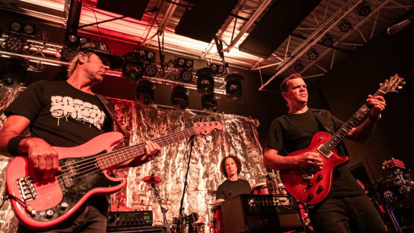 Umphrey’s McGee Announces New Year’s Eve Run 2023 With lespecial & Guests