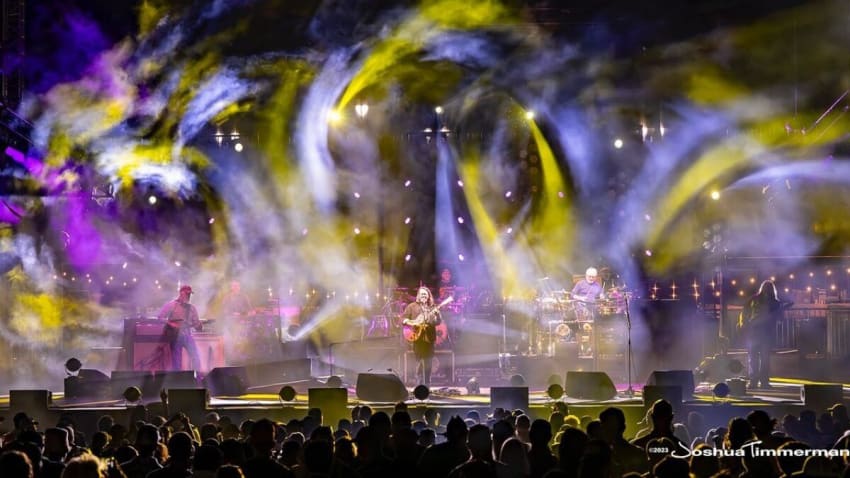 See Widespread Panic Dust Off The Band Cover To Honor Robbie Robertson In Napa