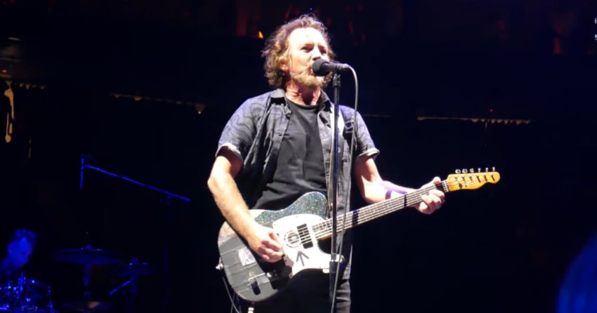 Pearl Jam Eddie Vedder Brain Damage Screen