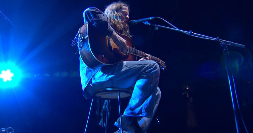 Billy Strings Solo Sacramento Screen