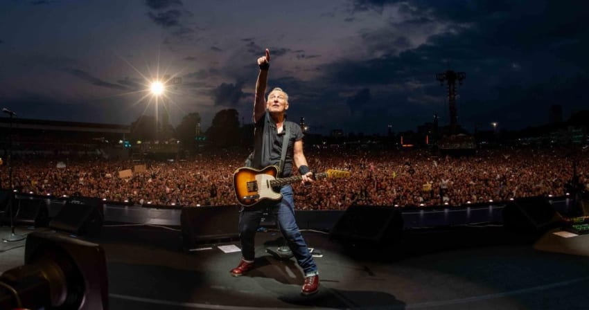 Bruce Springsteen live 2023 point