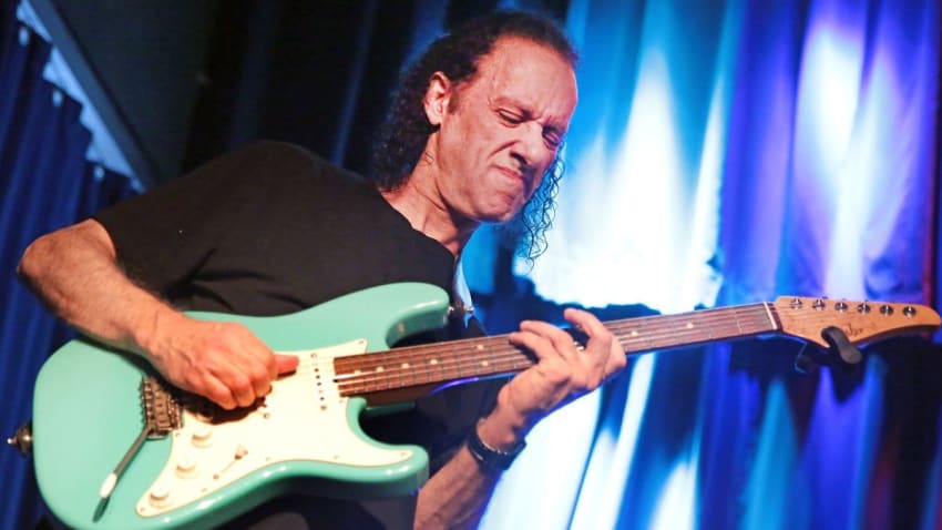 Scott Henderson