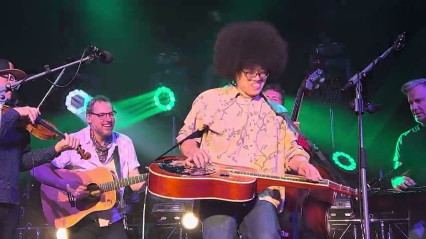 “Gravity” → “Angeline The Baker” - Infamous Stringdusters with Ren Nozaki - 11/11/23 Neptune Seattle